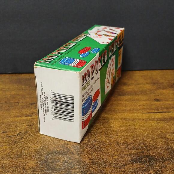 Vintage Poker Chips, Interlocking, Washable, Plastic, Red White Blue Green - Picture 3 of 5